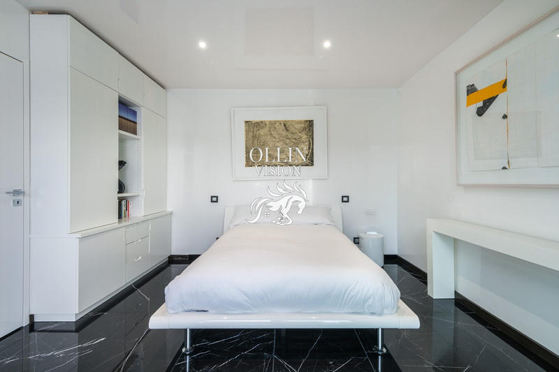 Villa - 230 m² - 8 pièces