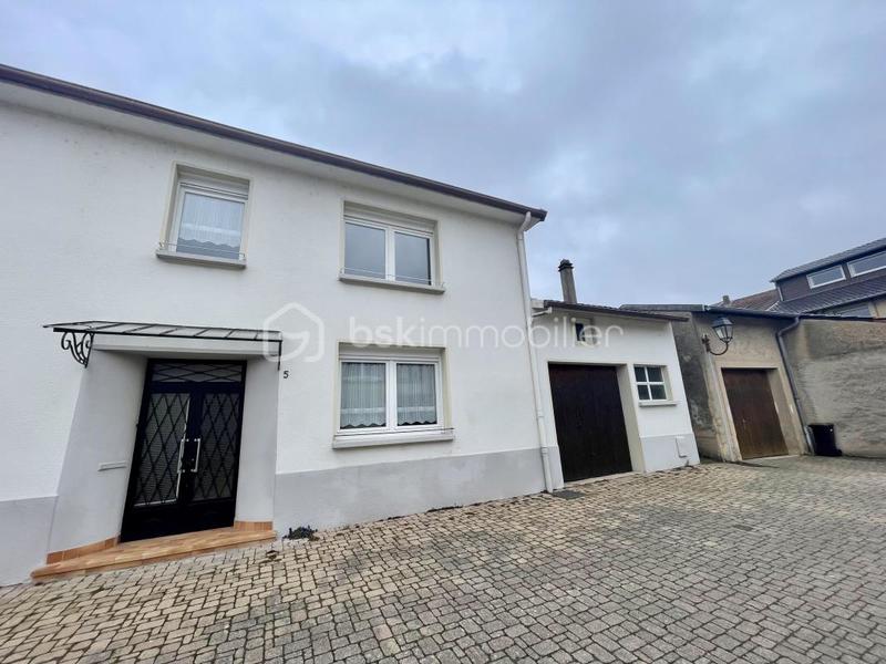 Maison - 80 m² - 4 pièces