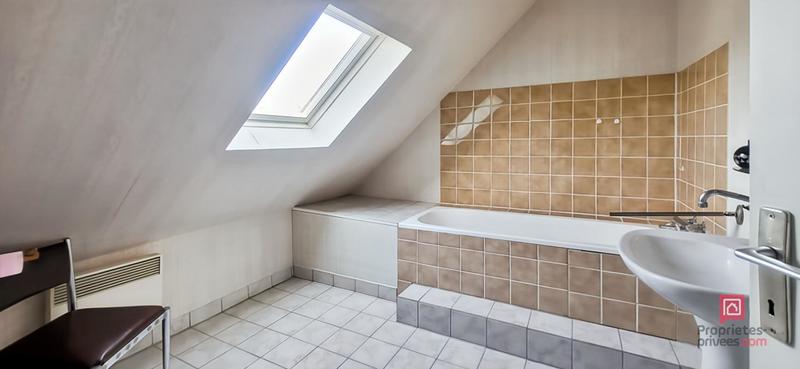 Maison - 124 m² - 7 pièces