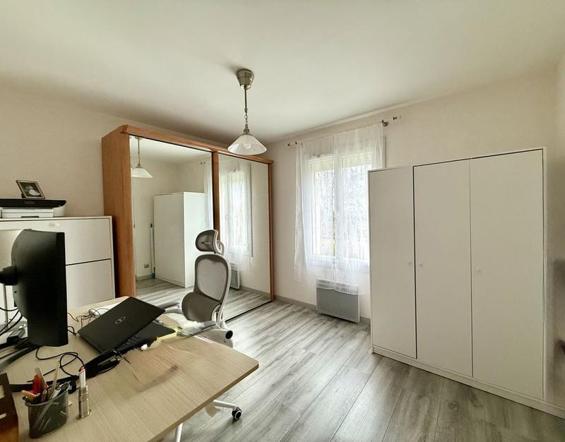 Pavillon - 146 m² - 8 pièces