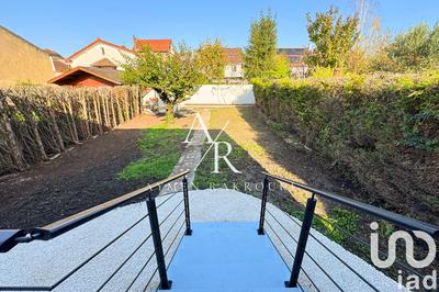 Maison - 85 m² - 5 pièces