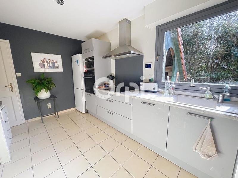 Maison - 145 m² - 6 pièces