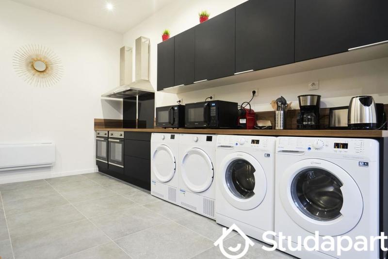 Chambre - 12 m² - 1 pièce