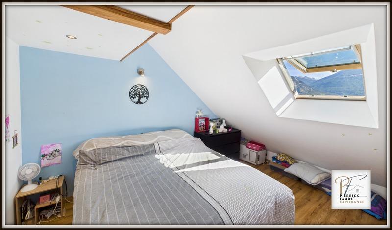 Duplex - 117 m² - 5 pièces