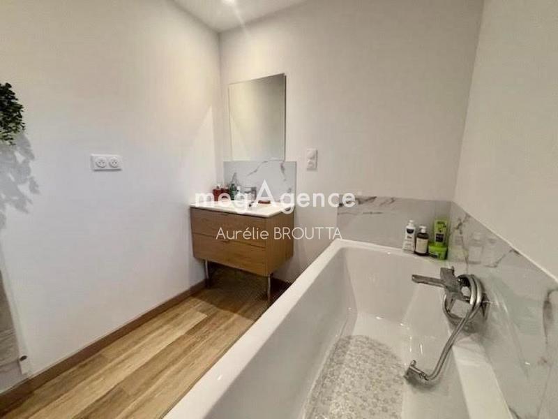 Maison - 128 m² - 4 pièces