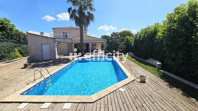 Maison - 162 m² - 6 pièces