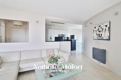 Appartement - 92 m² - 4 pièces