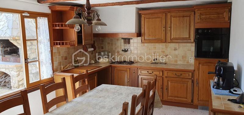 Villa - 179 m² - 6 pièces