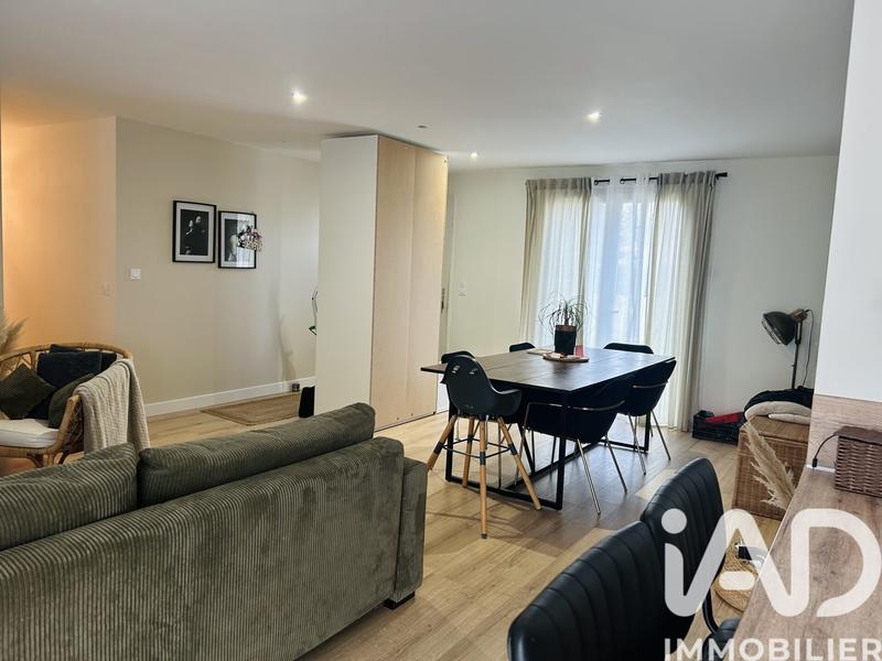 Maison - 98 m² - 4 pièces