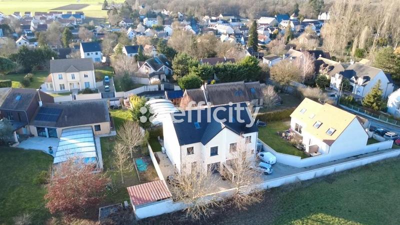 Pavillon - 130 m² - 7 pièces