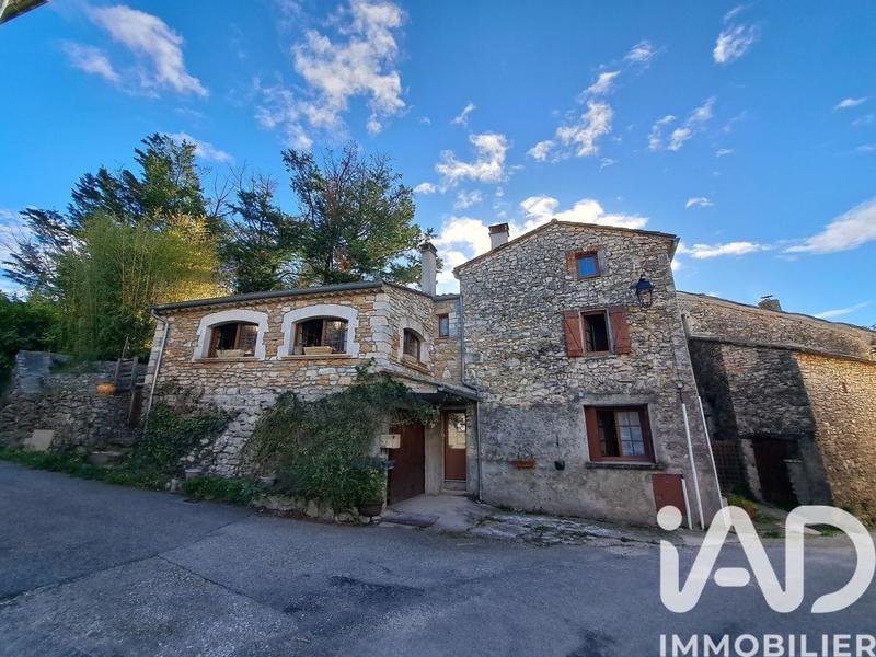 Maison de village - 102 m² - 6 pièces