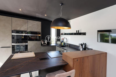 Villa - 210 m² - 6 pièces