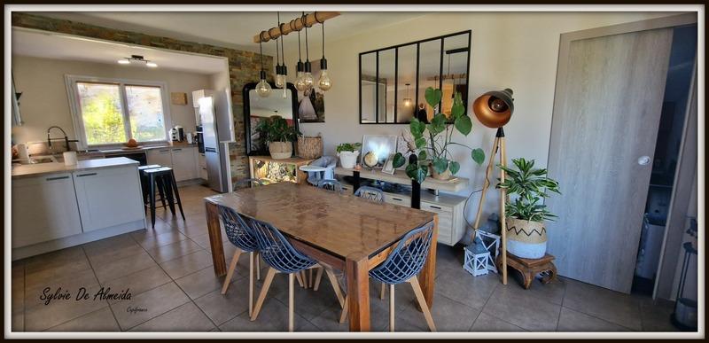 Maison - 108 m² - 5 pièces