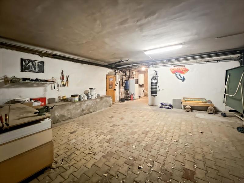 Maison - 162 m² - 7 pièces