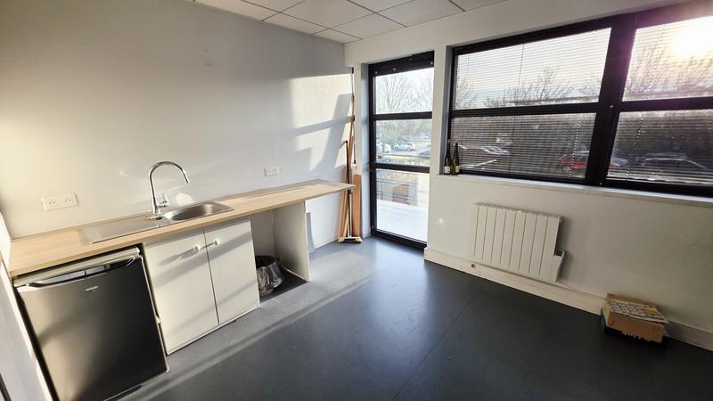 Bureau - 190 m² - 7 pièces