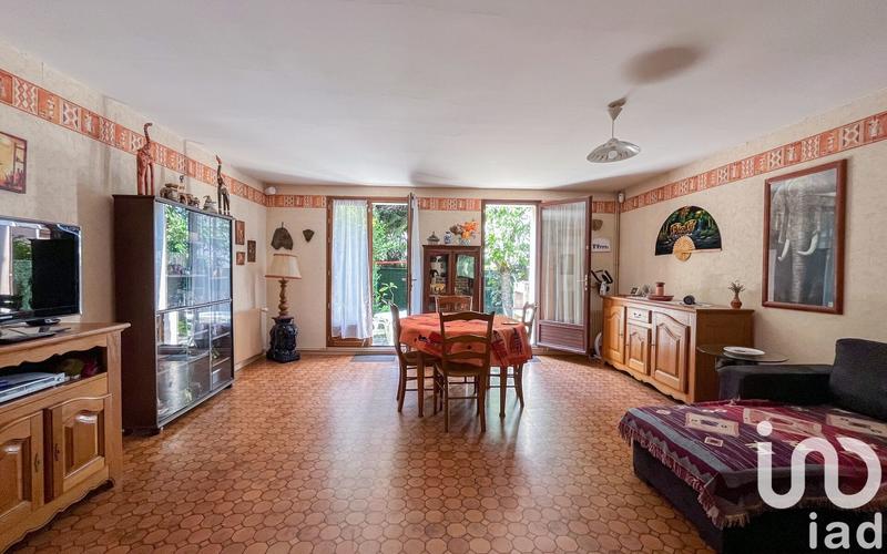 Maison - 90 m² - 5 pièces