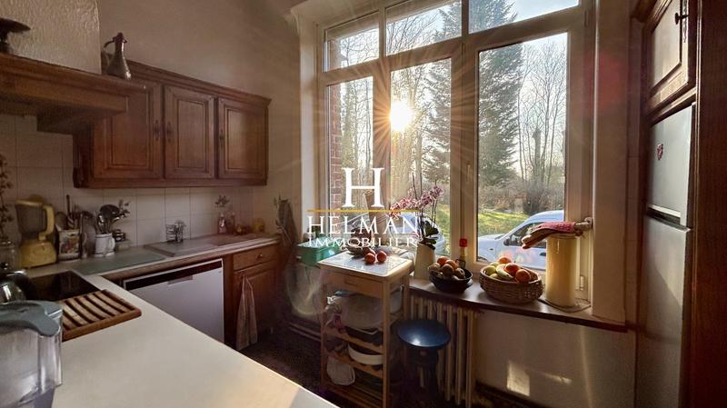 Maison - 236 m² - 9 pièces