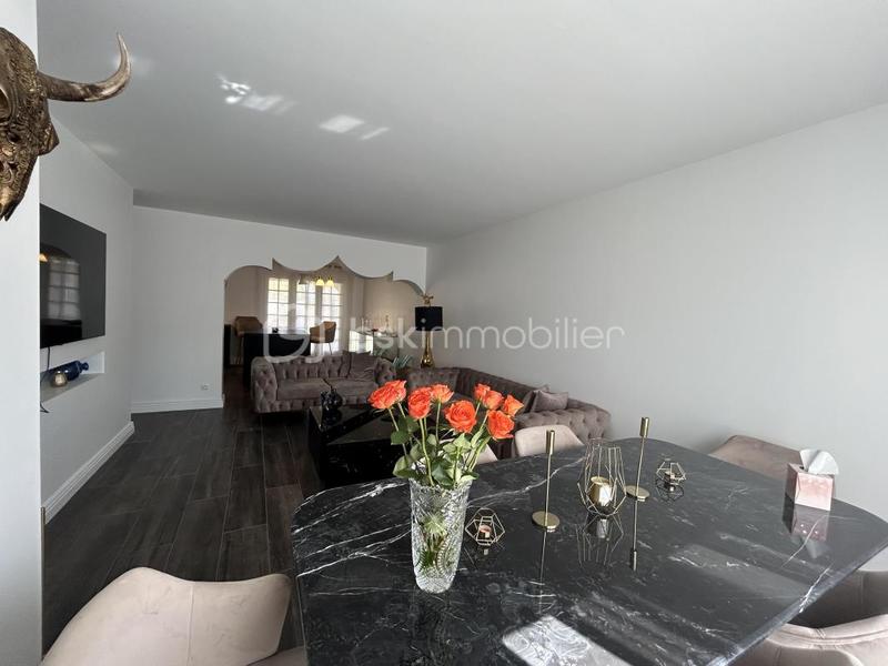 Maison - 150 m² - 8 pièces