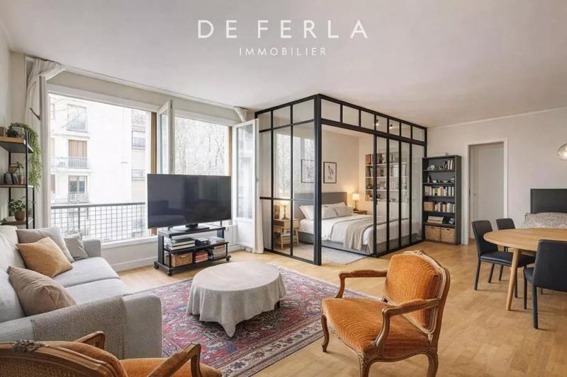 Studio - 48 m² - 1 pièce