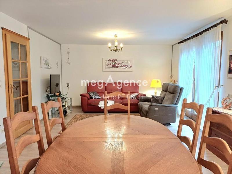 Maison - 92 m² - 5 pièces