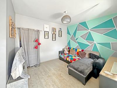 Maison - 108 m² - 4 pièces