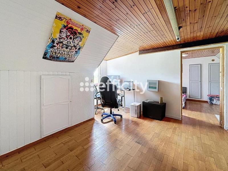 Maison - 137 m² - 5 pièces