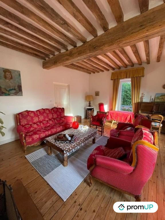 Maison - 270 m² - 10 pièces