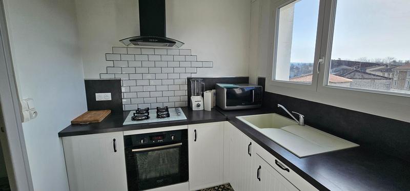 Appartement - 70 m² - 4 pièces