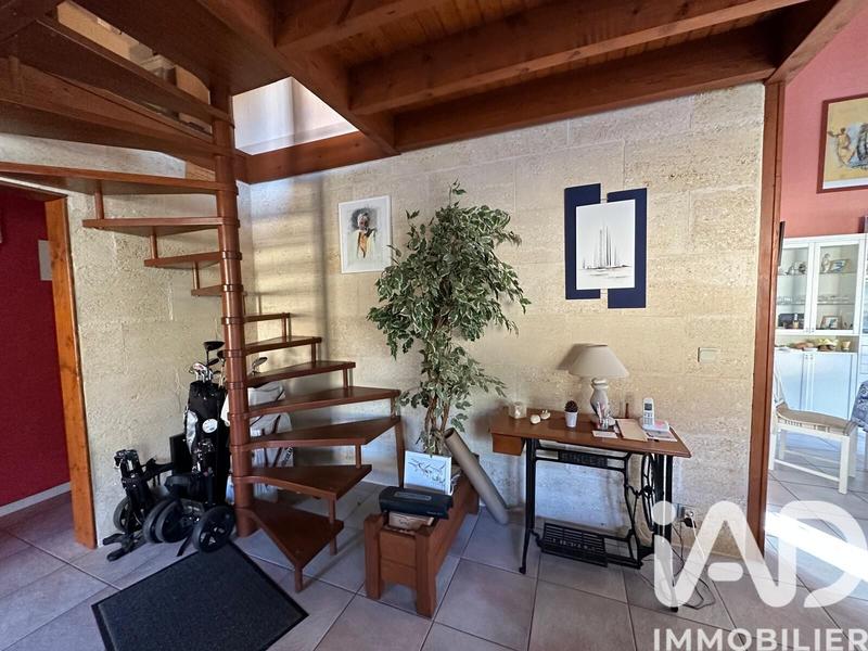 Maison - 110 m² - 4 pièces