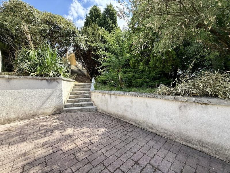 Maison - 155 m² - 6 pièces