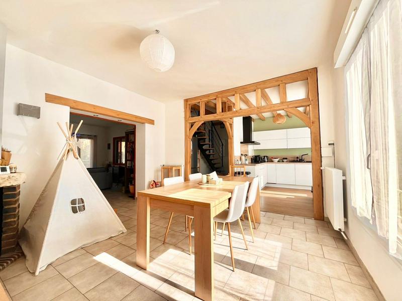 Maison - 162 m² - 7 pièces