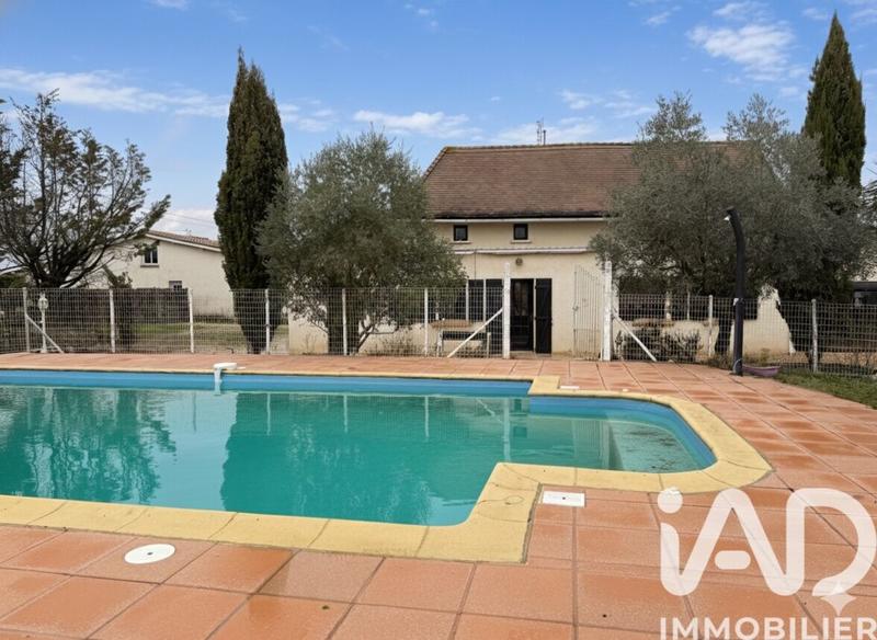 Maison - 180 m² - 7 pièces