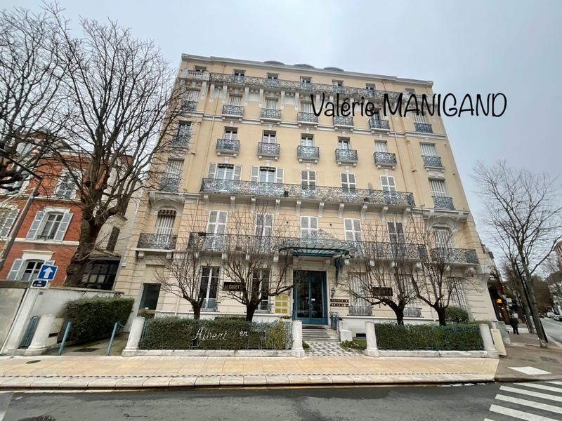 Bureau - 400 m² - 4 pièces