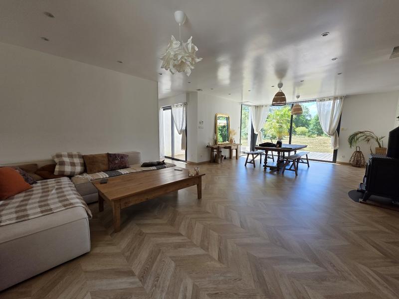 Maison - 145 m² - 5 pièces