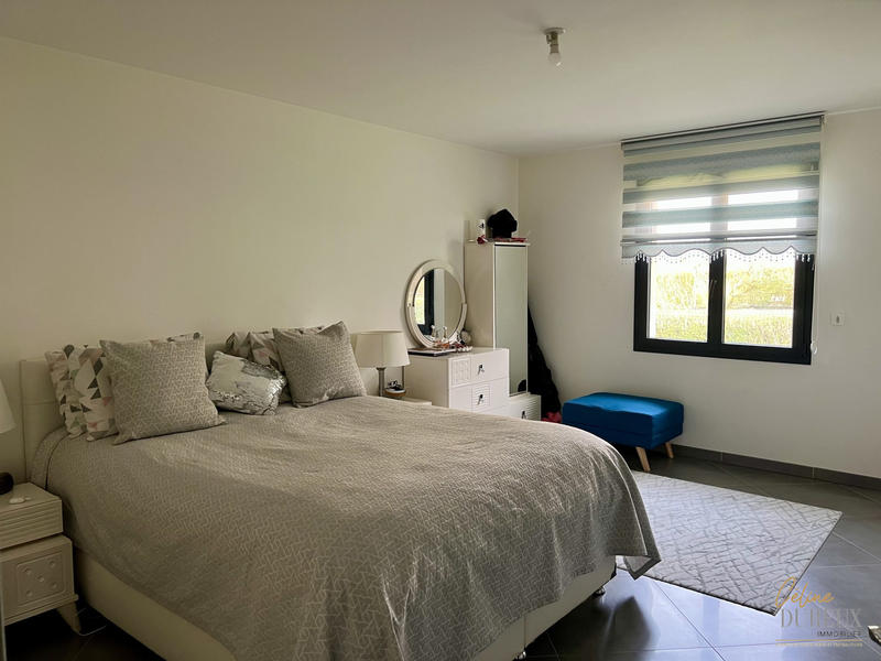 Maison - 183 m² - 7 pièces