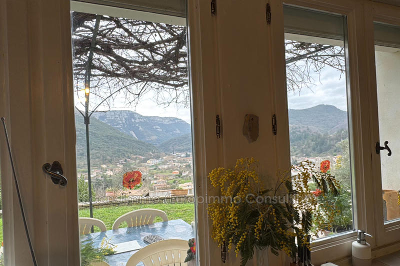 Maison - 199 m² - 5 pièces