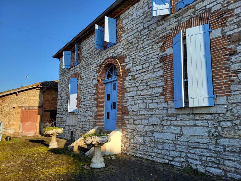 Maison ancienne - 200 m² - 9 pièces