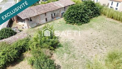 Maison - 330 m² - 1 pièce