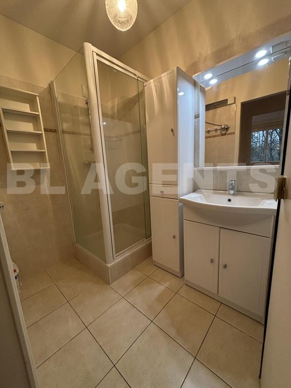 Appartement - 81 m² - 4 pièces