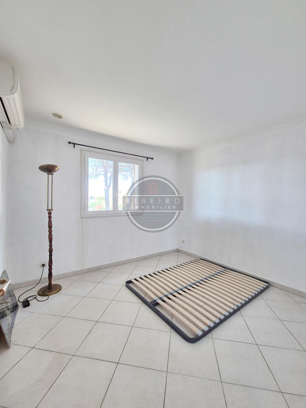 Villa - 141 m² - 5 pièces