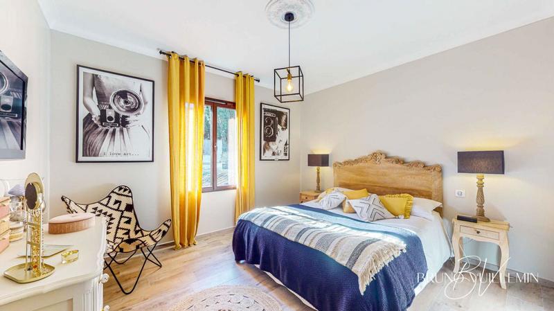 Demeure - 403 m² - 10 pièces