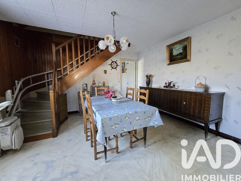 Maison - 89 m² - 5 pièces