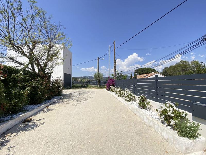 Maison - 112 m² - 4 pièces