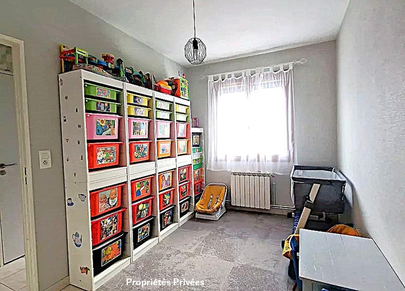 Maison - 92 m² - 5 pièces