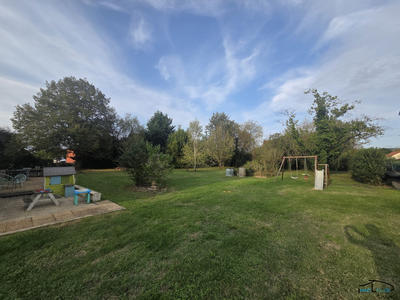 Maison - 143 m² - 5 pièces