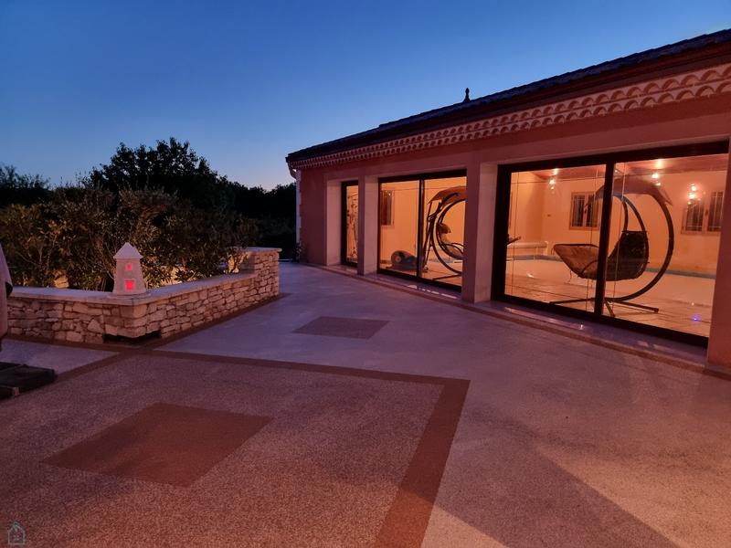 Maison d'architecte - 480 m² - 8 pièces