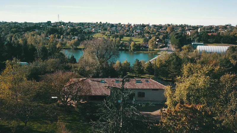 Maison - 251 m² - 6 pièces