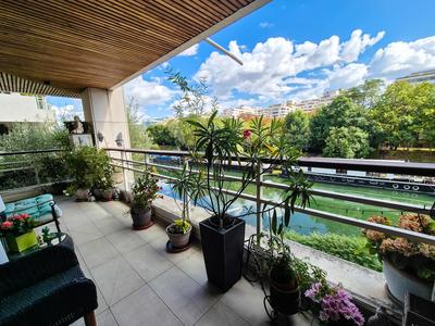 Appartement - 113 m² - 4 pièces