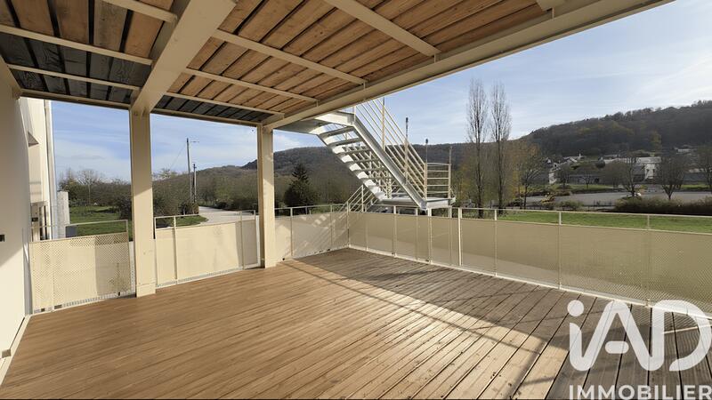 Appartement - 104 m² - 4 pièces