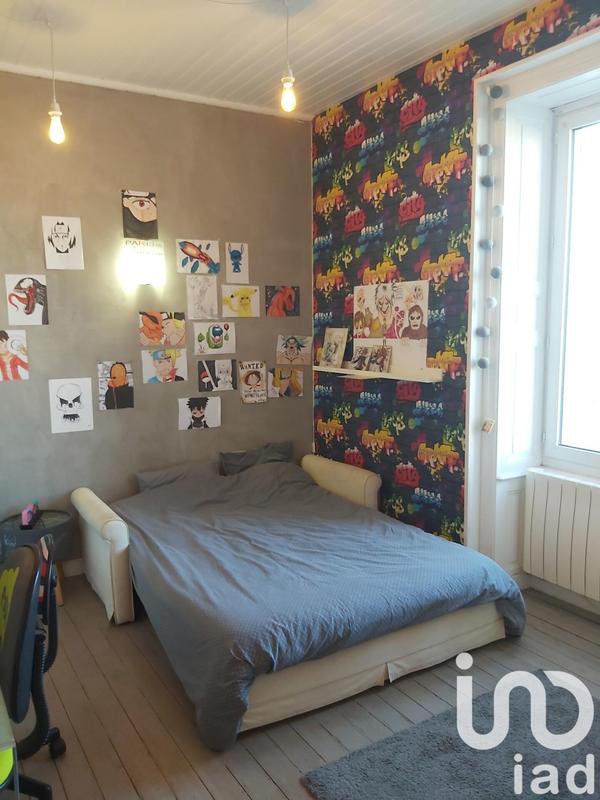 Maison - 215 m² - 7 pièces